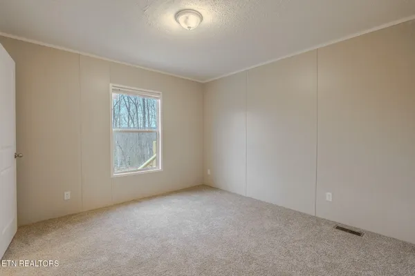 $375,000 | 271 Charlie Newberry Road, Lancing, TN 37770