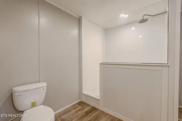 $385,000 | 271 Charlie Newberry Road, Lancing, TN 37770