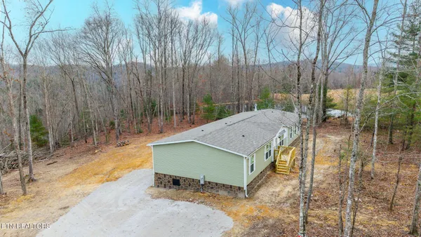 $385,000 | 271 Charlie Newberry Road, Lancing, TN 37770