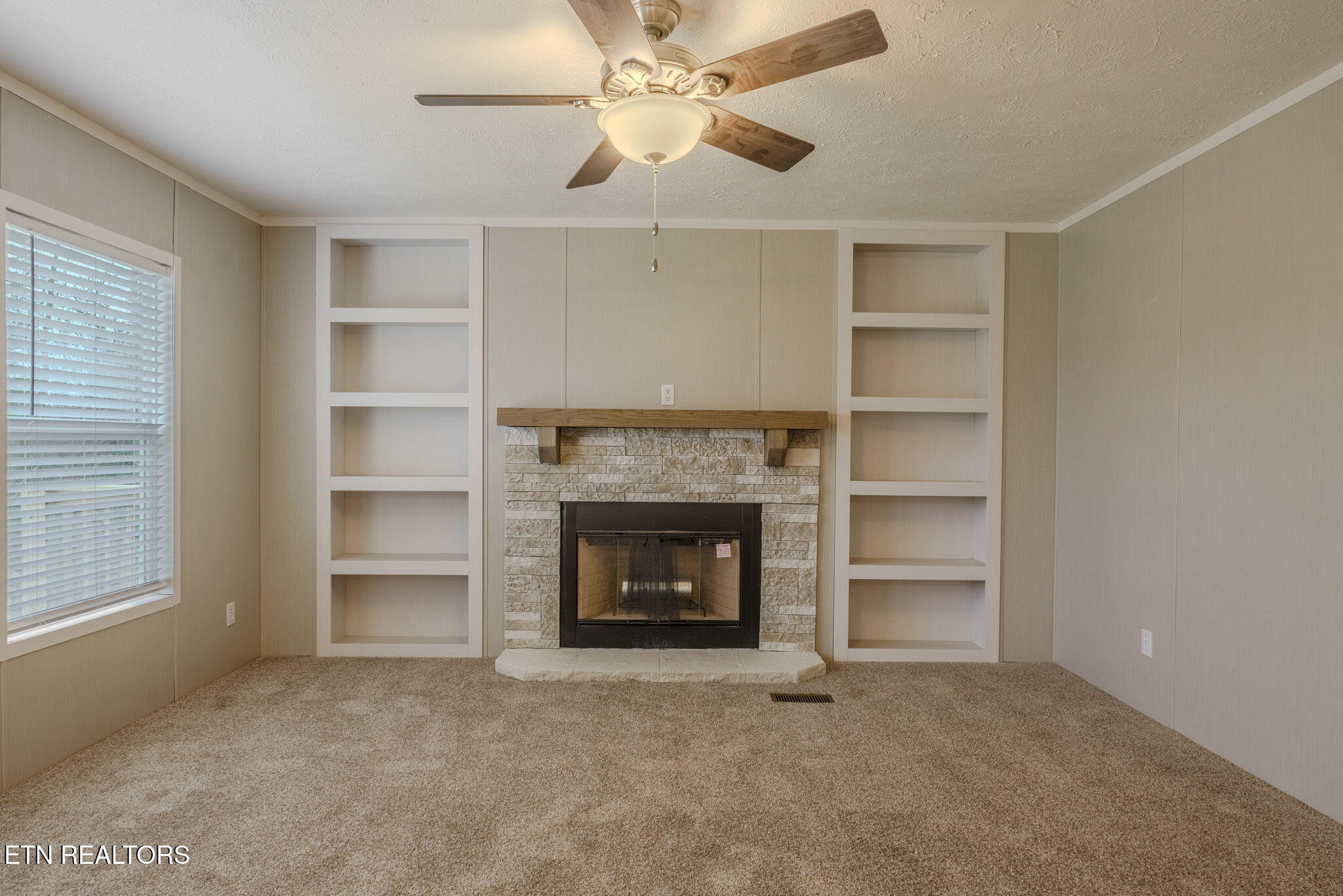 271 Charlie Newberry Road Lancing, TN 37770 - Photo 10 of 50 26-web-or-mls-_DSC2826-HDR