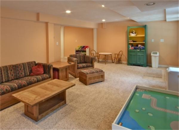 7 Pine Street Upton, MA 01568 - Photo 19 of 30 Gallery Image 19