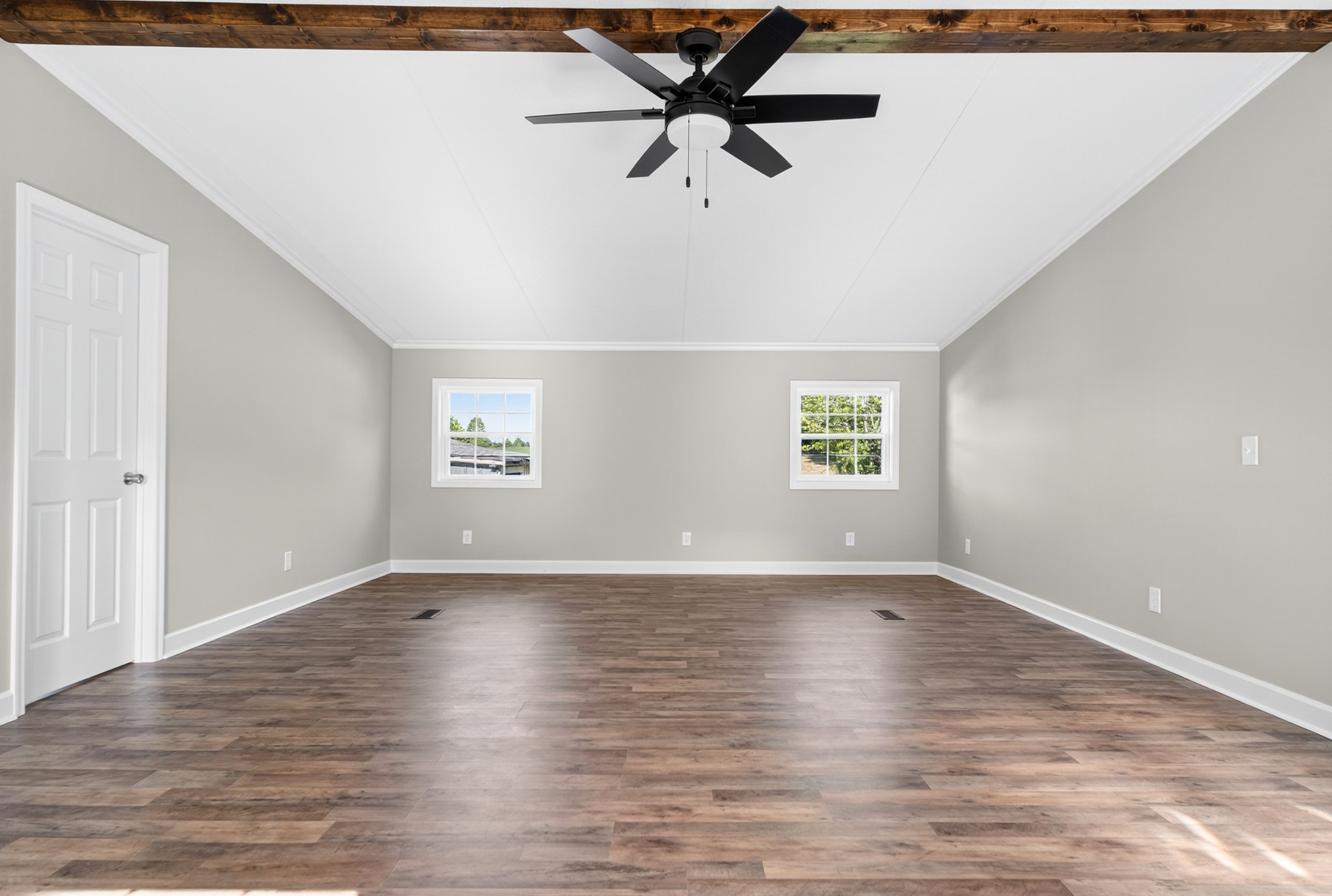 4675 Wills Road Cross Plains, TN 37049 - Photo 19 of 69 a view of an empty room with a window and a ceiling fan
