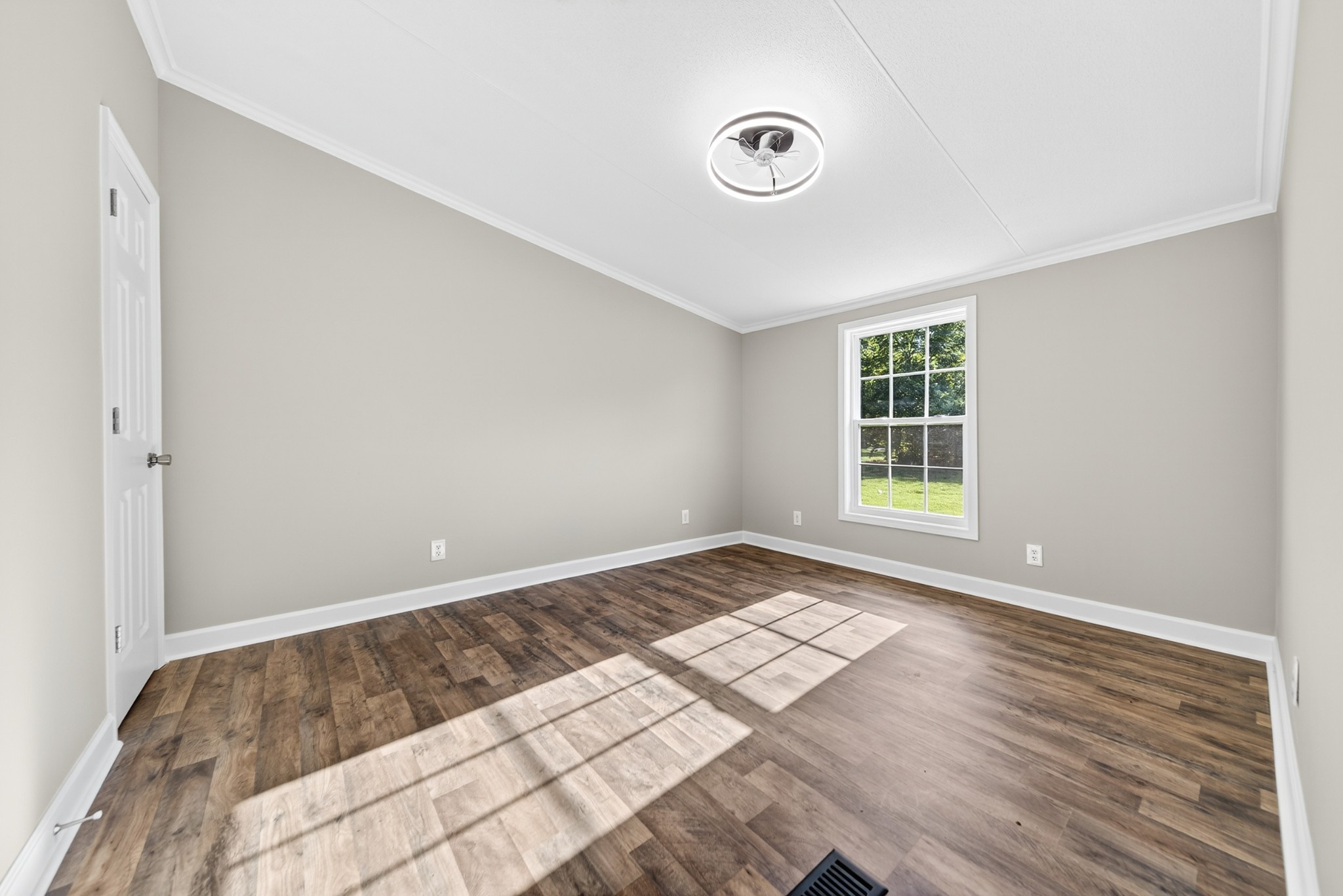 4675 Wills Road Cross Plains, TN 37049 - Photo 25 of 69 a view of wooden floor and windows in a room