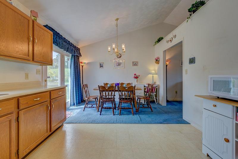 1806 Angus Road Northwest Roanoke, VA 24017 - Photo 11 of 23 Kitchen_Dining Area