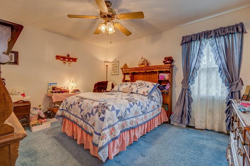1806 Angus Road Northwest Roanoke, VA 24017 - Photo 12 of 23 Master Bedroom