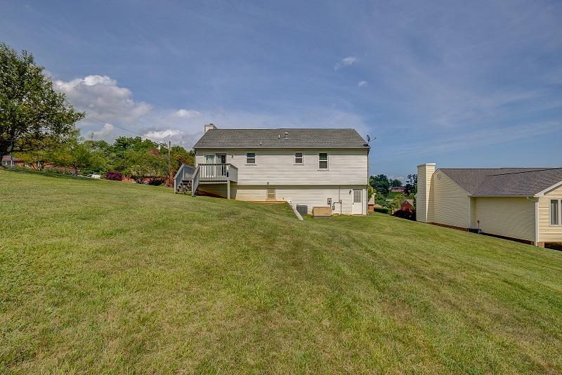 1806 Angus Road Northwest Roanoke, VA 24017 - Photo 22 of 23 Back