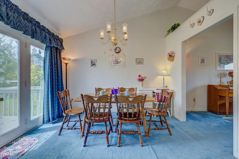1806 Angus Road Northwest Roanoke, VA 24017 - Photo 7 of 23 Dining Area