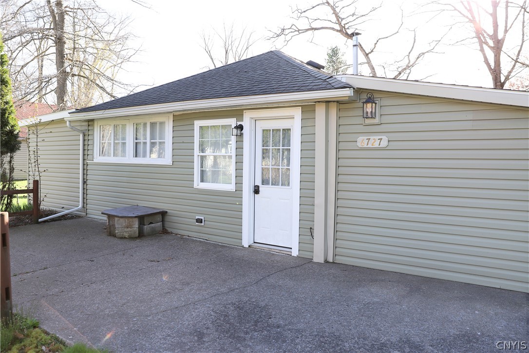6727 North Lakeshore Road Verona Beach, NY 13162 - Photo 2 of 43