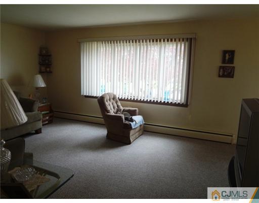 1355 Huron Road North Brunswick, NJ 08902 - Photo 4 of 10 Gallery Image 4