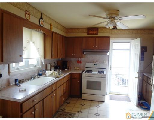 1355 Huron Road North Brunswick, NJ 08902 - Photo 6 of 10 Gallery Image 6