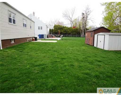 1355 Huron Road North Brunswick, NJ 08902 - Photo 9 of 10 Gallery Image 9