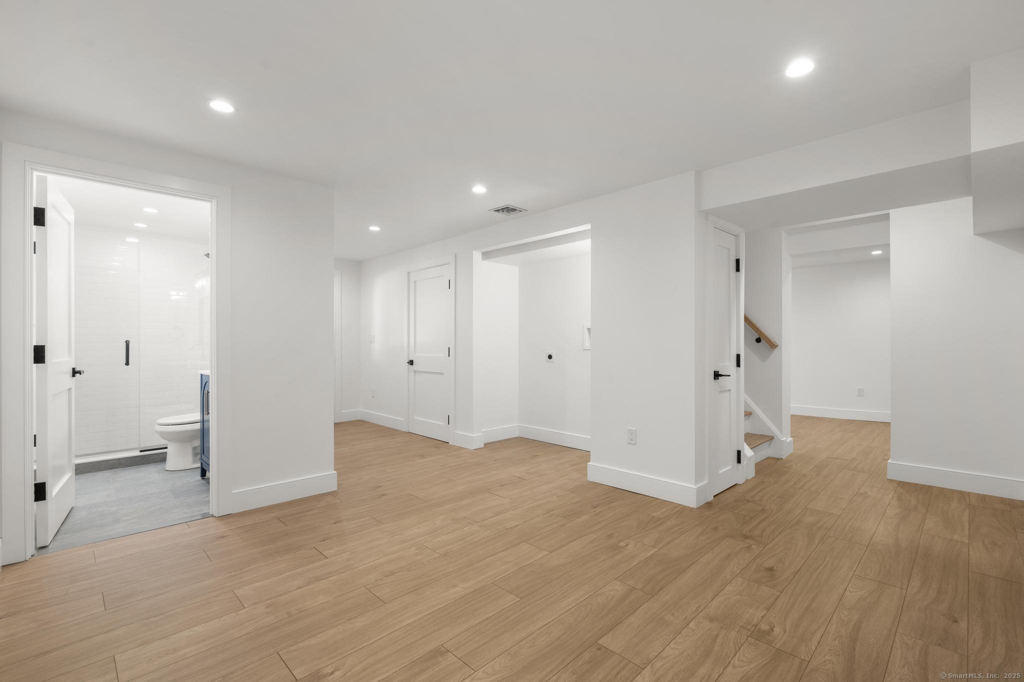 18 Sound Beach Avenue Greenwich, CT 06870 - Photo 23 of 36