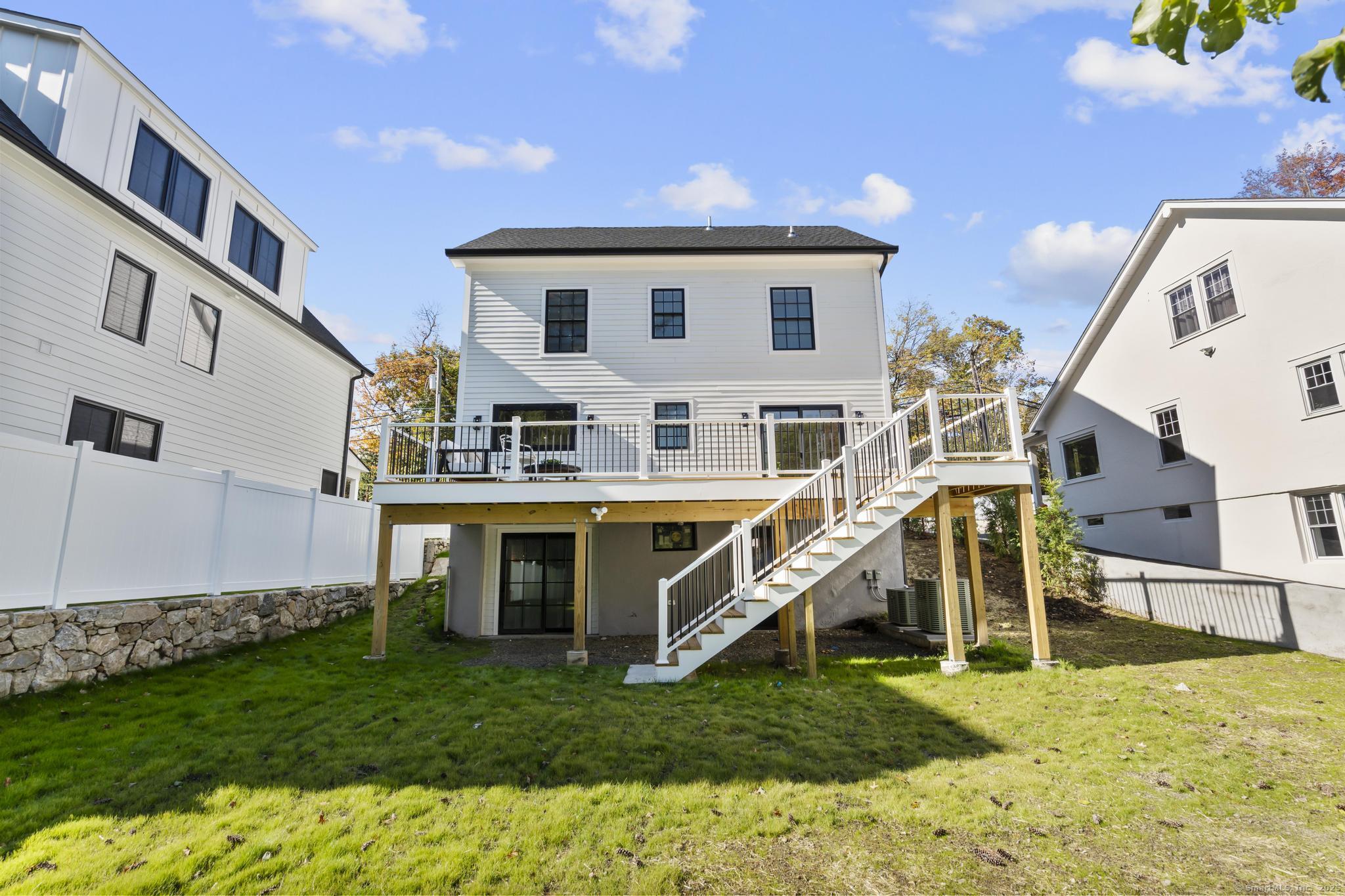 18 Sound Beach Avenue Greenwich, CT 06870 - Photo 29 of 36