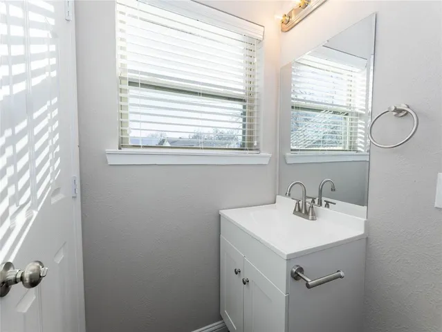 $1,800 | 1020 Daniels Drive, McKinney, TX 75069