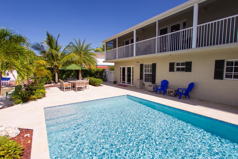 44 Andros Road Key Largo, FL 33037 - Photo 13 of 41 Newly installed pool in 2010
