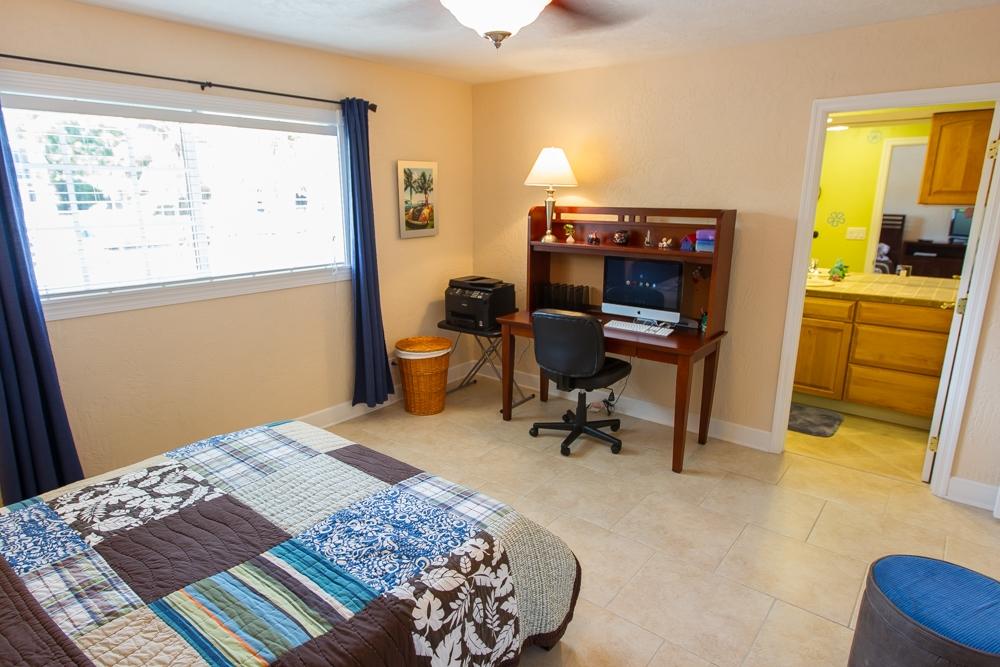 44 Andros Road Key Largo, FL 33037 - Photo 26 of 41 Guest Bedroom 2