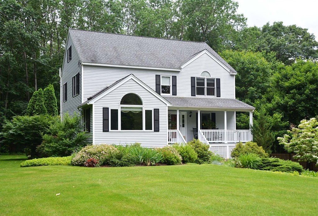 12 Ohio Road Tyngsborough, MA 01879 - Photo 1 of 29 Gallery Image 1