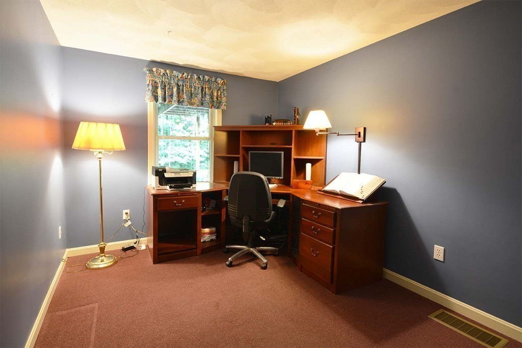 12 Ohio Road Tyngsborough, MA 01879 - Photo 15 of 29 Gallery Image 15