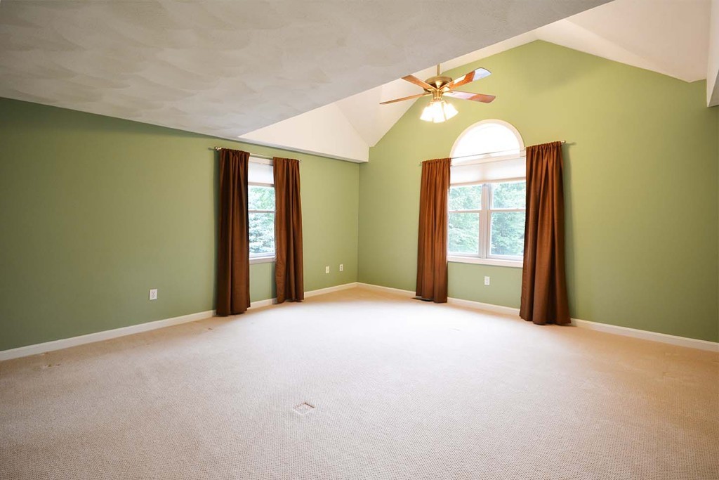 12 Ohio Road Tyngsborough, MA 01879 - Photo 17 of 29 Gallery Image 17