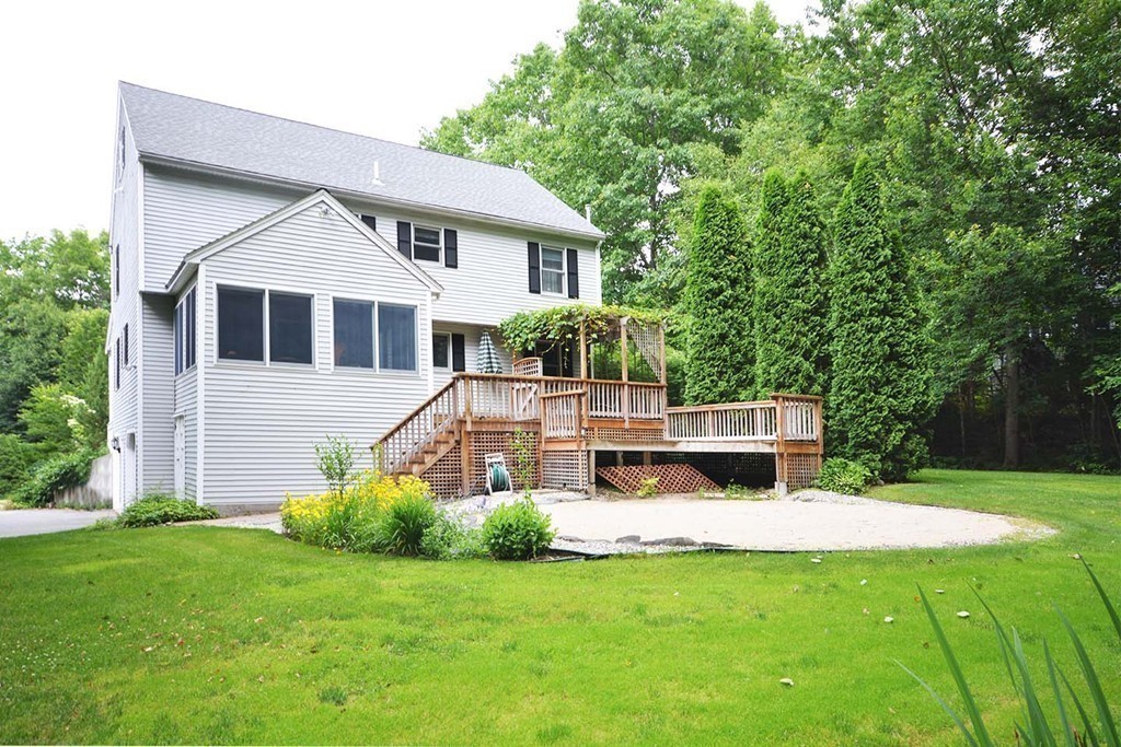 12 Ohio Road Tyngsborough, MA 01879 - Photo 27 of 29 Gallery Image 27