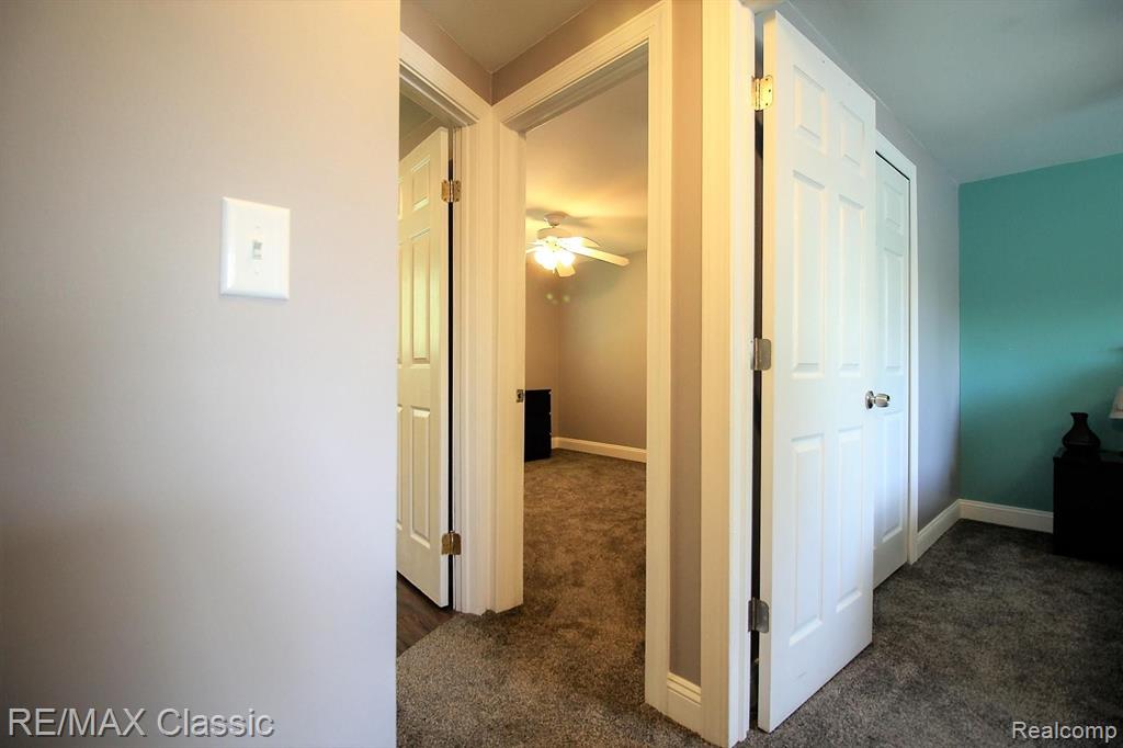 40611 West 10 Mile Road Novi, MI 48375 - Photo 32 of 42