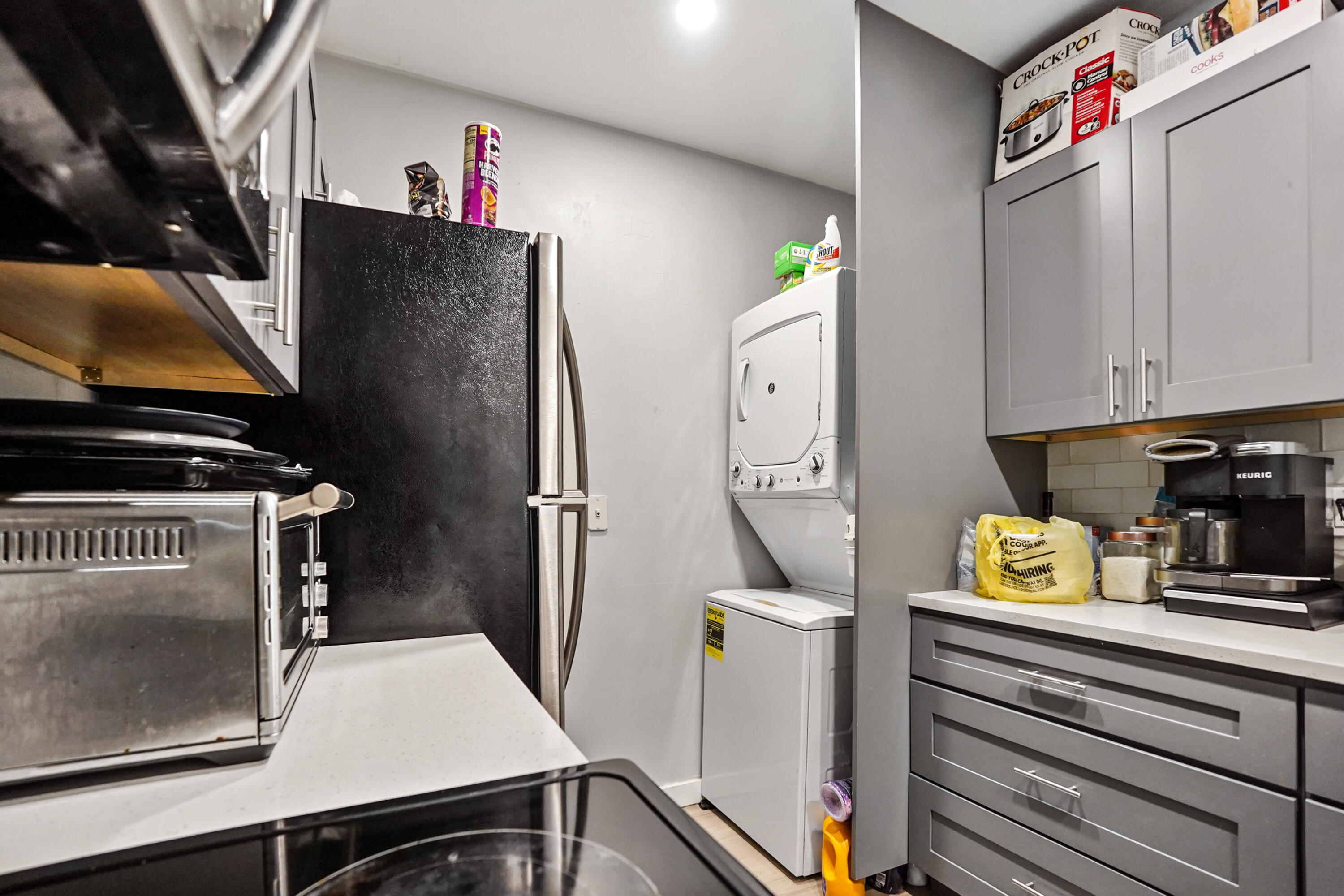 186 East 27th Street, Unit 1 Riviera Beach, FL 33404 - Photo 12 of 21 13 Kitchen 01