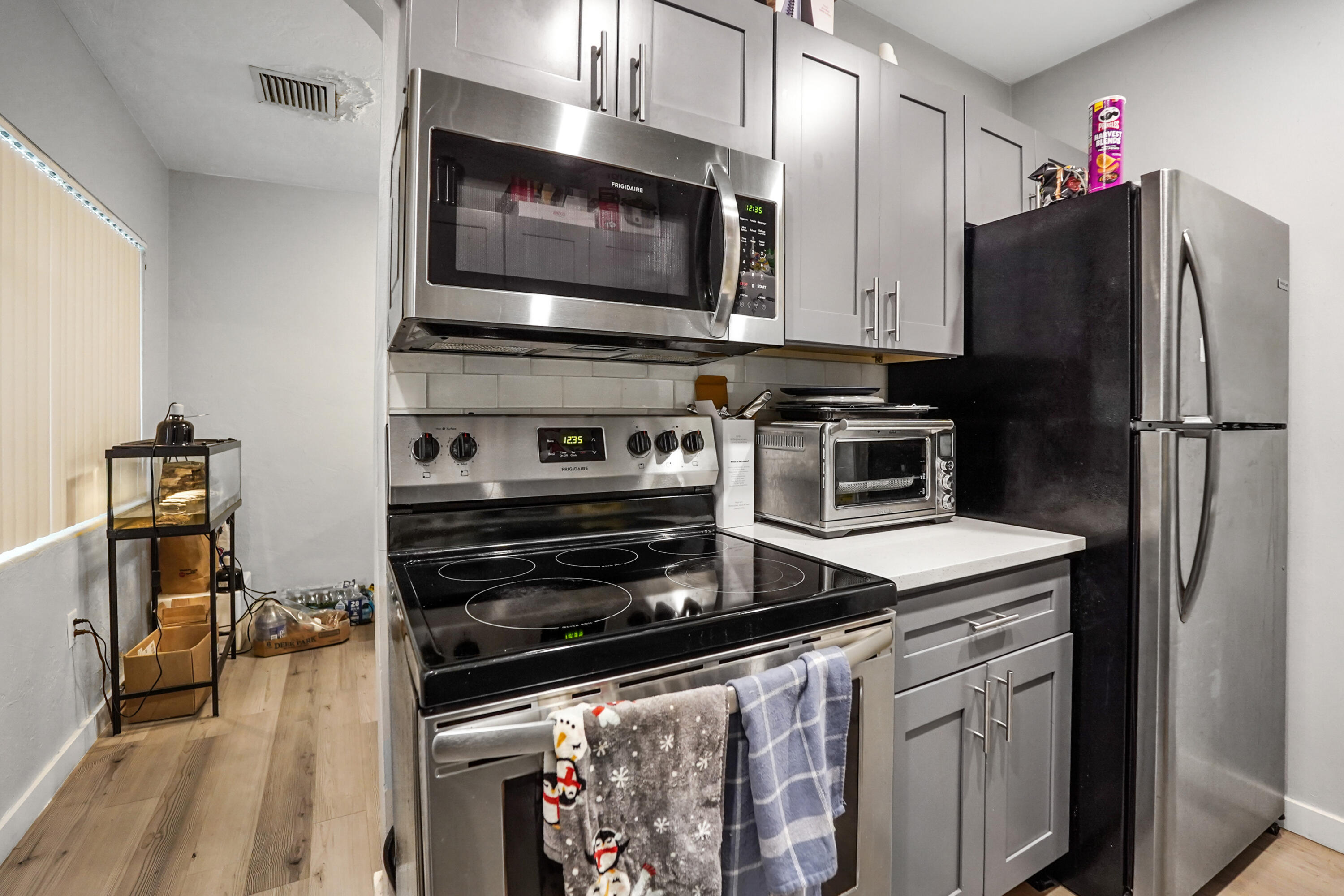 186 East 27th Street, Unit 1 Riviera Beach, FL 33404 - Photo 15 of 21 16 Kitchen 04