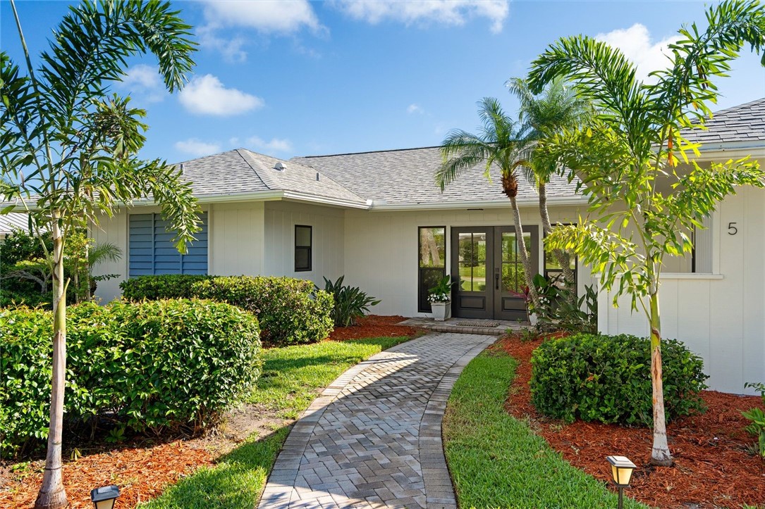 5 Cache Cay Drive Vero Beach, FL 32963 - Photo 2 of 29