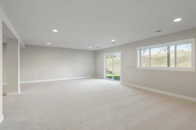 $974,950 | 5512 Scenic Loop Run, Victoria, MN 55318