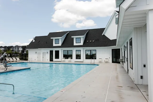 $974,950 | 5512 Scenic Loop Run, Victoria, MN 55318