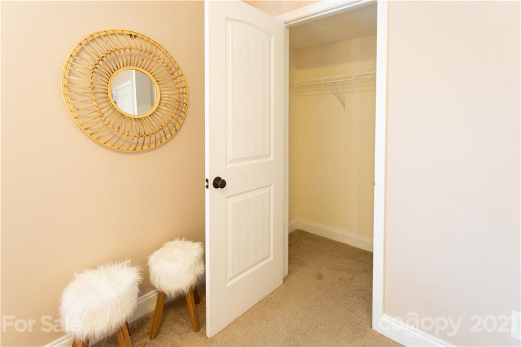 4913 Park Road, Unit D Charlotte, NC 28209 - Photo 10 of 32 a bathroom with a sink and a toilet