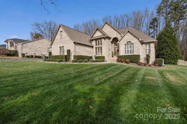 $585,000 | 122 Stone Ridge Drive, Unit 8, Salisbury, NC 28146