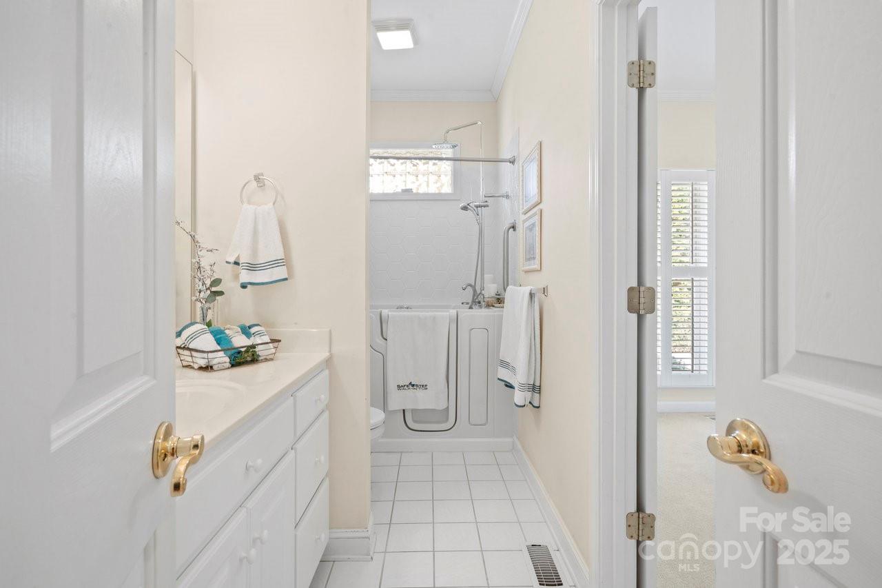 122 Stone Ridge Drive, Unit 8 Salisbury, NC 28146 - Photo 29 of 40