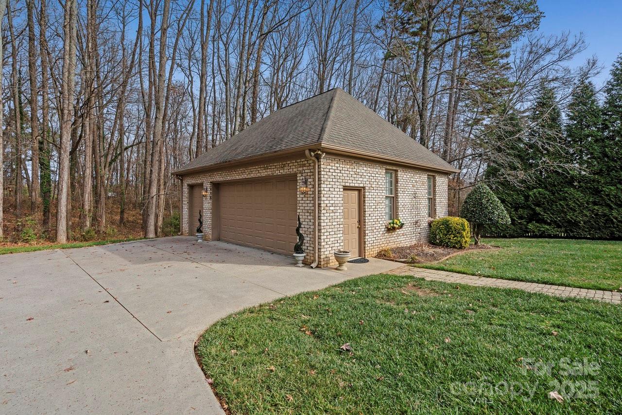 122 Stone Ridge Drive, Unit 8 Salisbury, NC 28146 - Photo 7 of 40