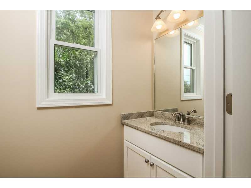 221 Foddering Farm Road Narragansett, RI 02882 - Photo 14 of 25 Bathroom.