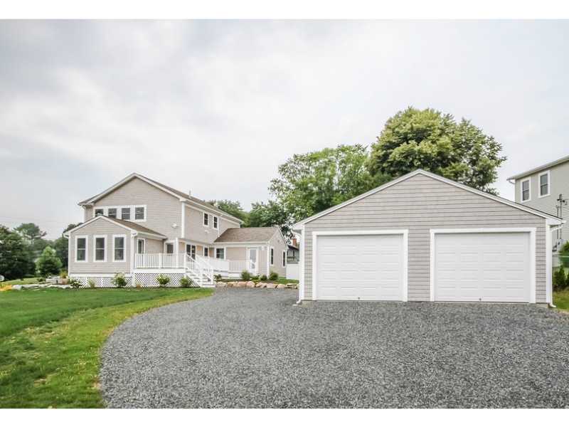 221 Foddering Farm Road Narragansett, RI 02882 - Photo 25 of 25 Parking Lot/Garage.