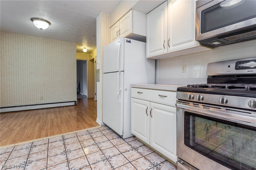 496 High Meadow Road Amherst, OH 44001 - Photo 12 of 34 Gallery Image 12