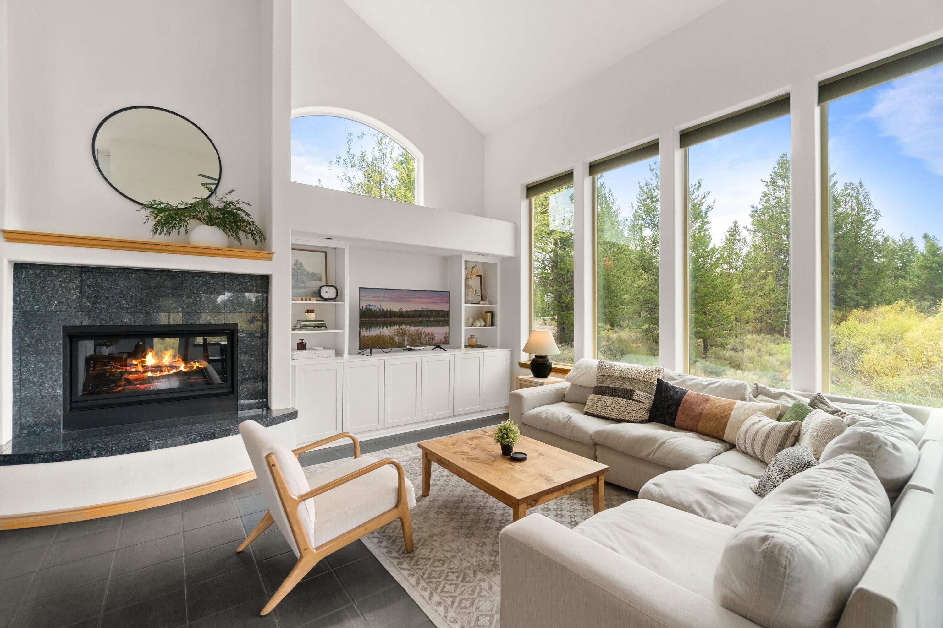 54761 Huntington Road Bend, OR 97707 - Photo 4 of 64 RileyVisualsa-63