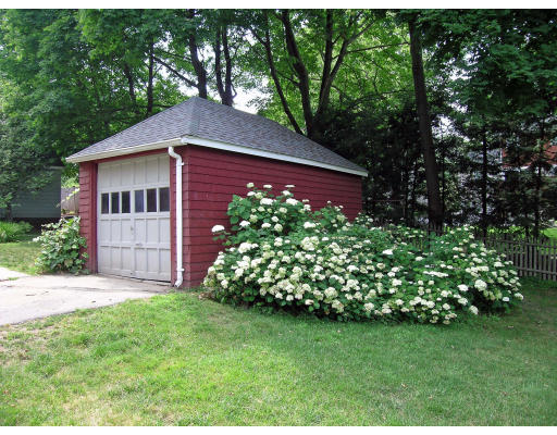 6 Seneca Road Winchester, MA 01890 - Photo 12 of 12 Gallery Image 12