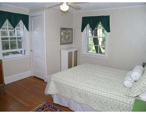 6 Seneca Road Winchester, MA 01890 - Photo 9 of 12 Gallery Image 9