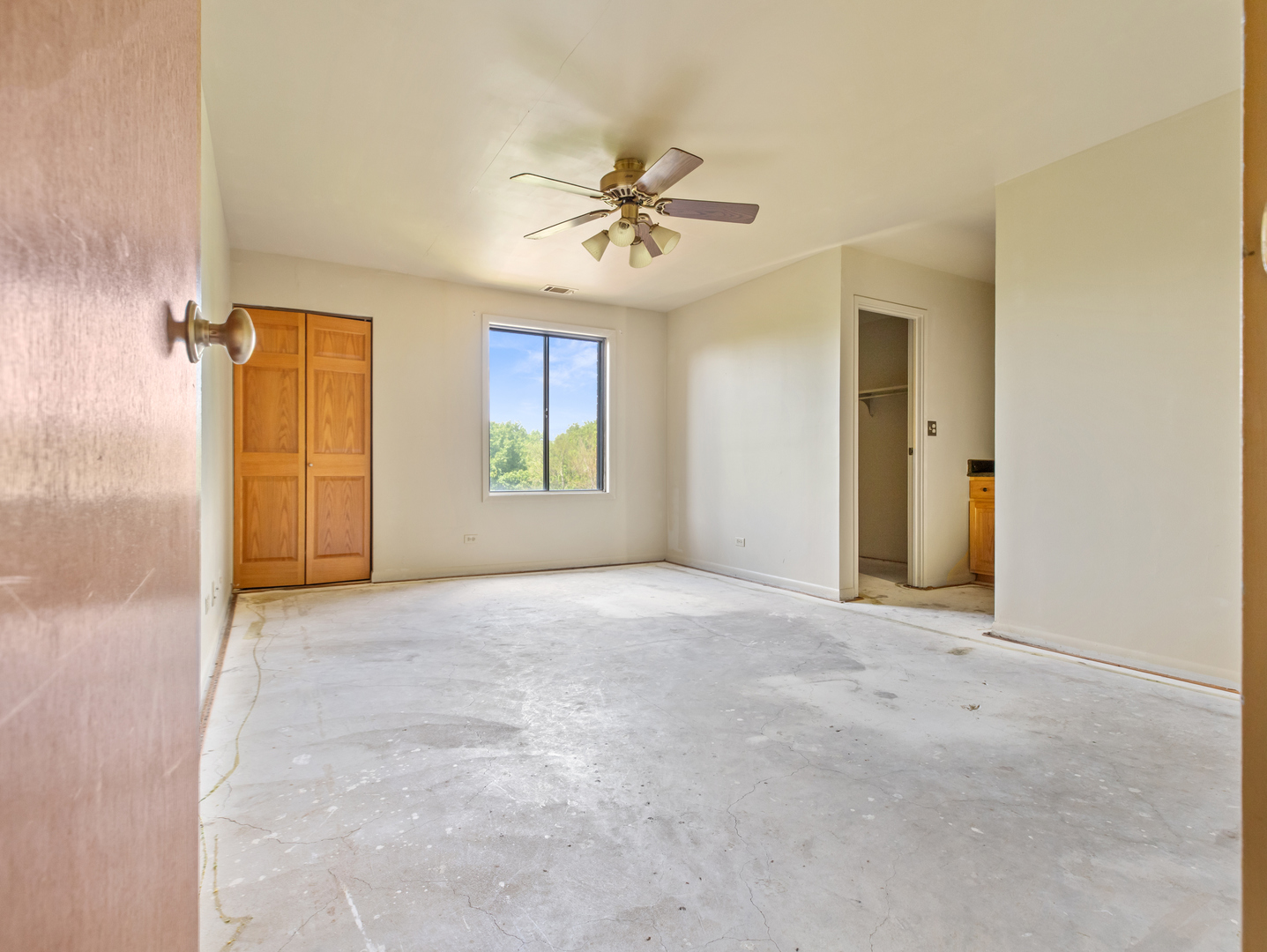 709 79th Street, Unit 404 Darien, IL 60561 - Photo 12 of 15