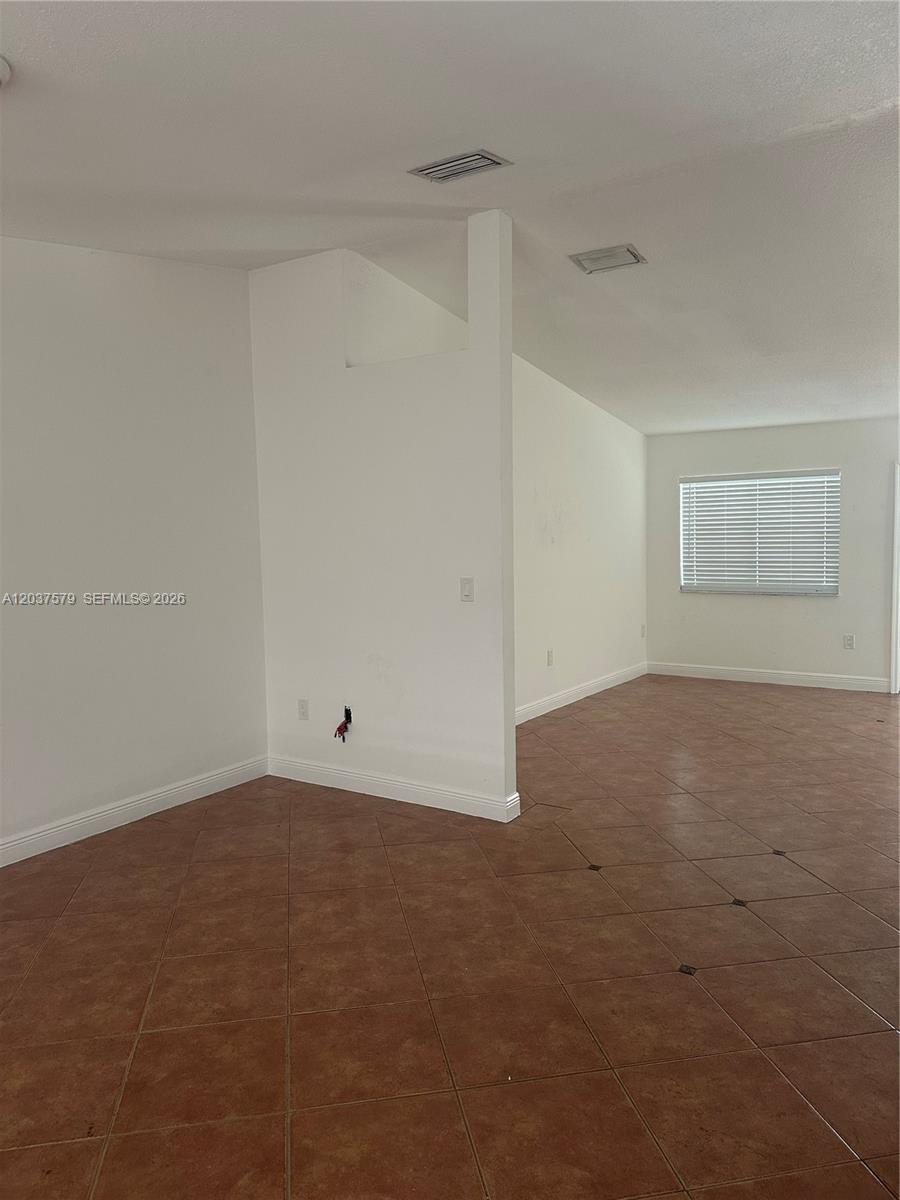 12855 Southwest 207th Terrace Miami, FL 33177 - Photo 3 of 4