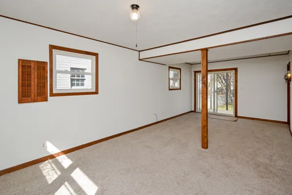 $200,000 | 712 East Lincoln Street, Bloomington, IL 61701