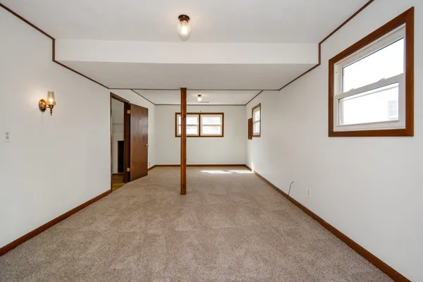 $200,000 | 712 East Lincoln Street, Bloomington, IL 61701