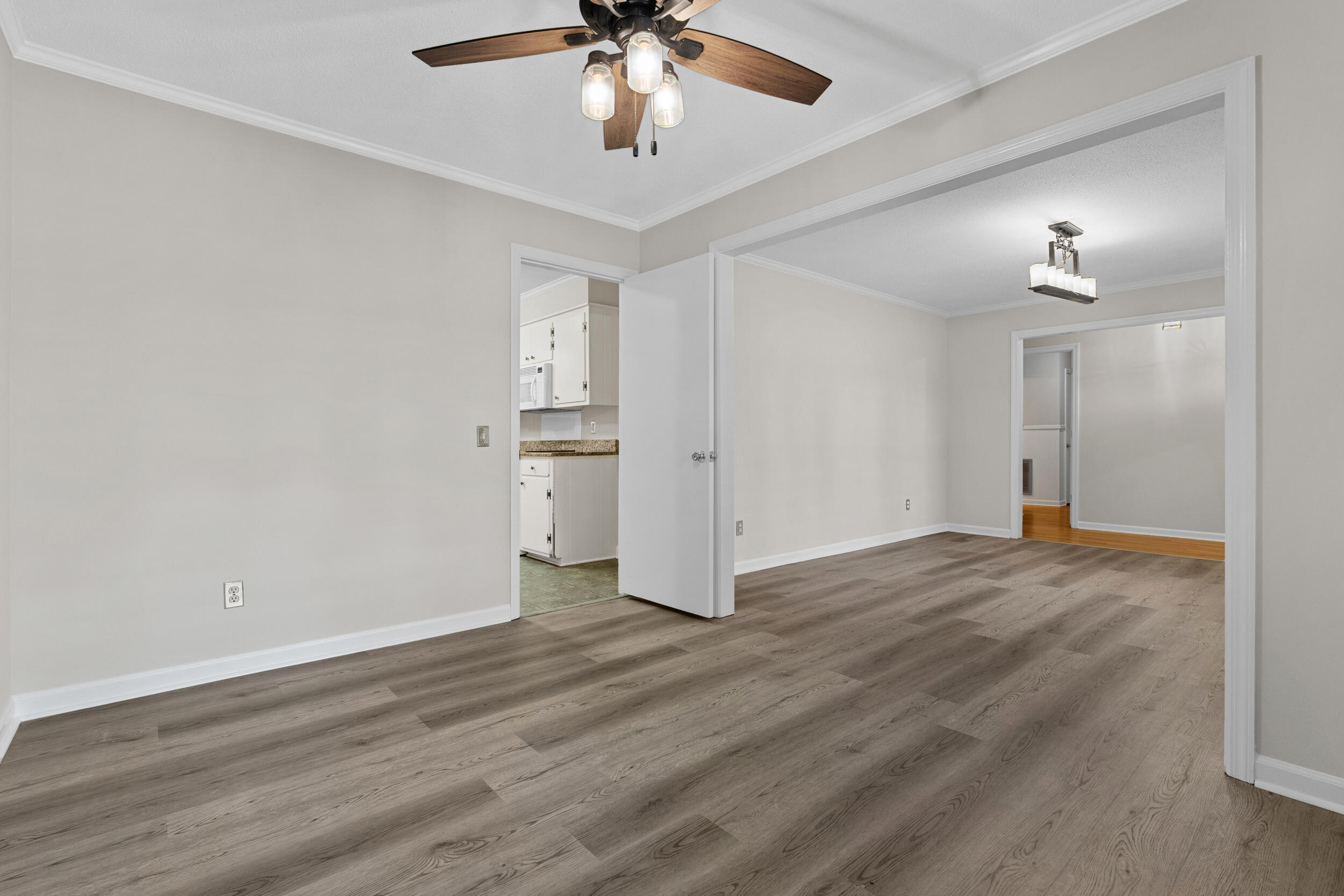731 Covington Street Sumter, SC 29150 - Photo 6 of 38