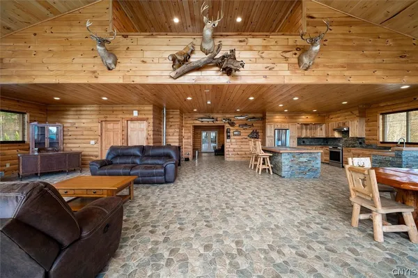 $797,000 | 289 Twin Ponds Drive, Newport, NY 13350