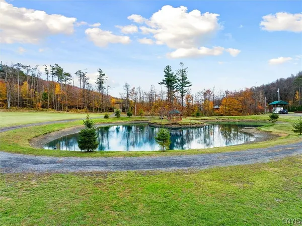 $797,000 | 289 Twin Ponds Drive, Newport, NY 13350