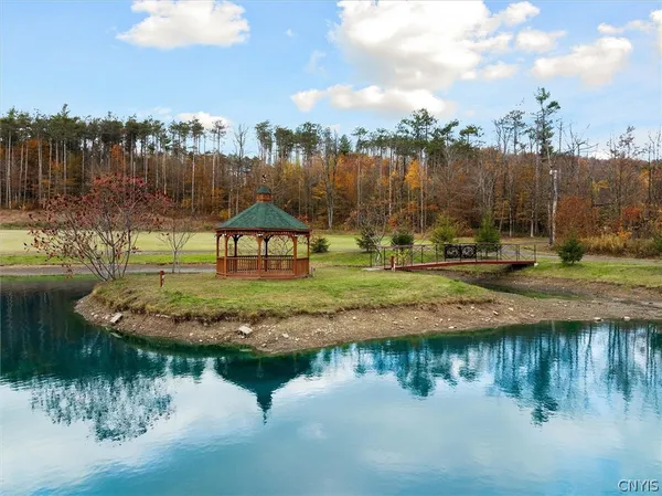 $797,000 | 289 Twin Ponds Drive, Newport, NY 13350