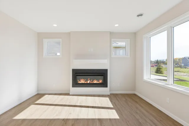 $560,275 | 10959 37th Street North, Lake Elmo, MN 55042