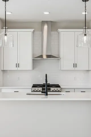 $560,275 | 10959 37th Street North, Lake Elmo, MN 55042